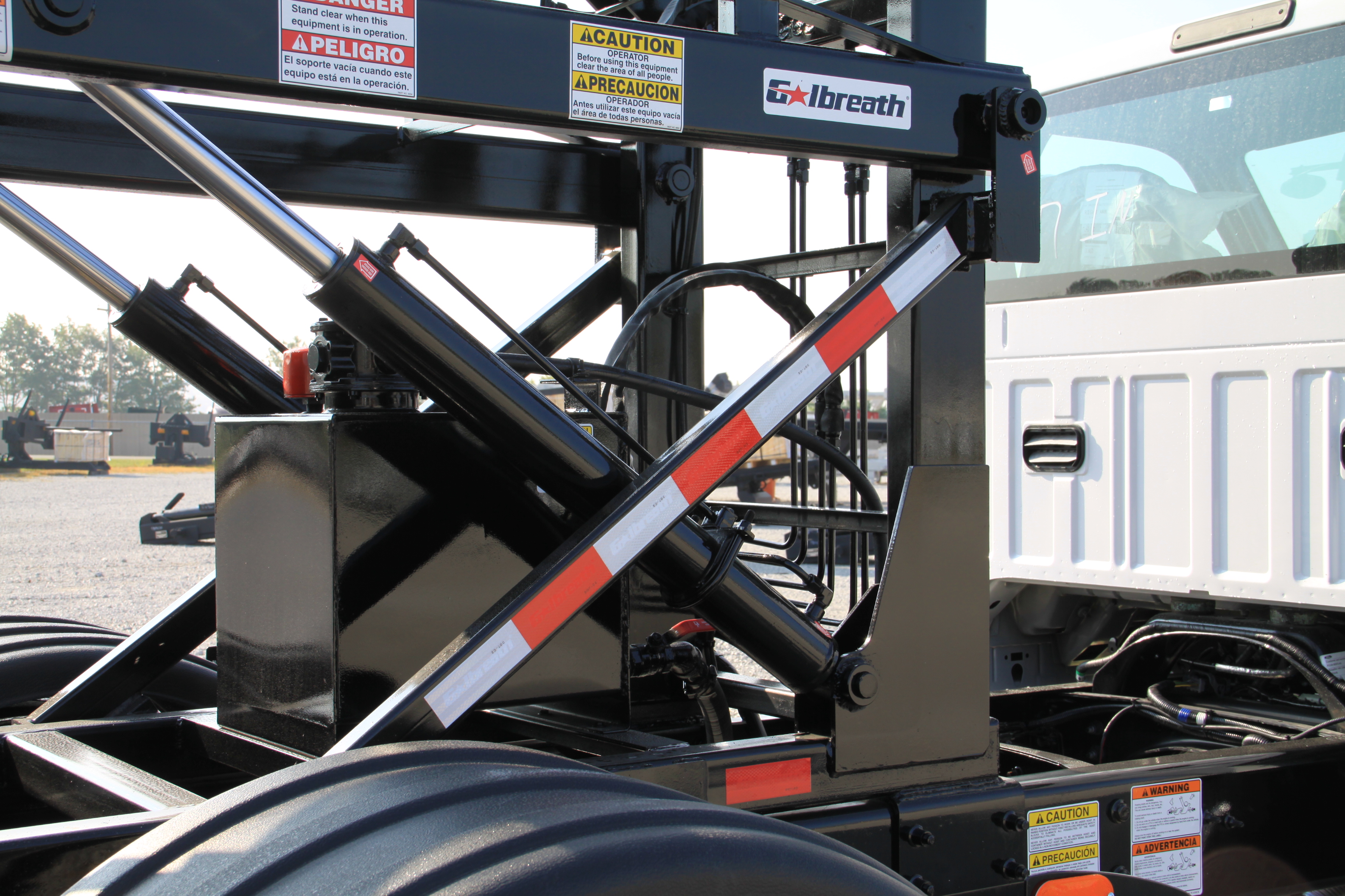 CH8000 Container Handler | Galbreath®